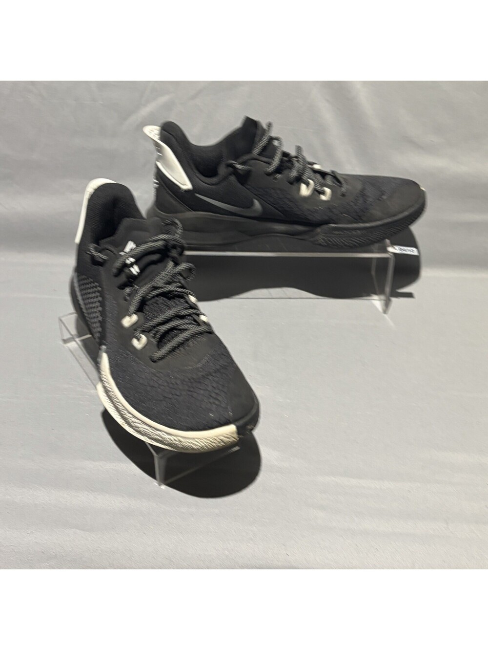 NIKE Mamba Fury Kobe Bryant Shoes Mens Size 7 Black and White CK2087-001